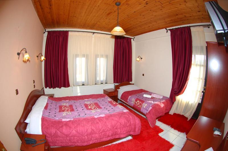 Hotel Lefteris à Alatopetra Extérieur photo